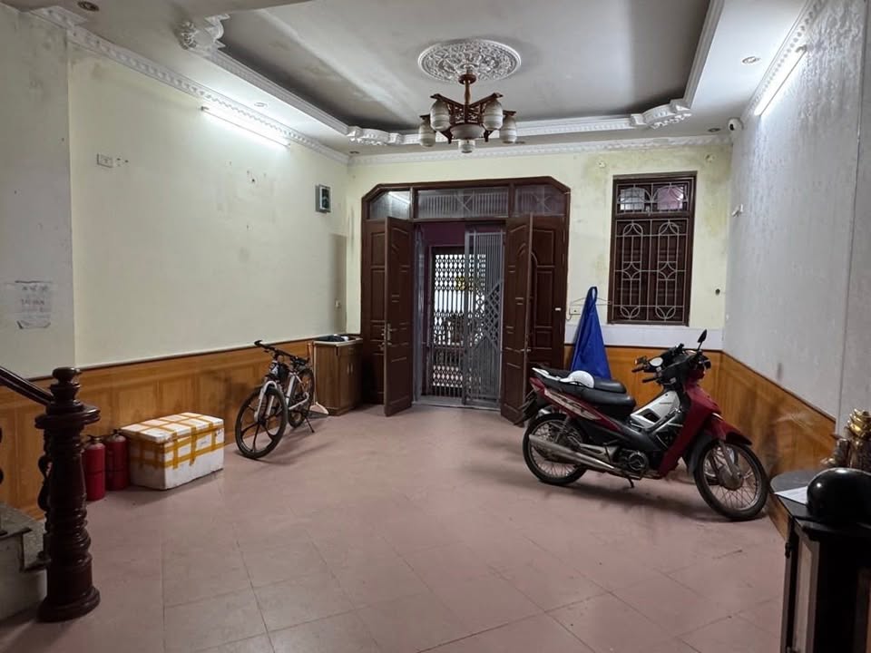 Nhà Bùi Xương Trạch 52m² giá 9 tỷ - Ô tô vào tận nhà