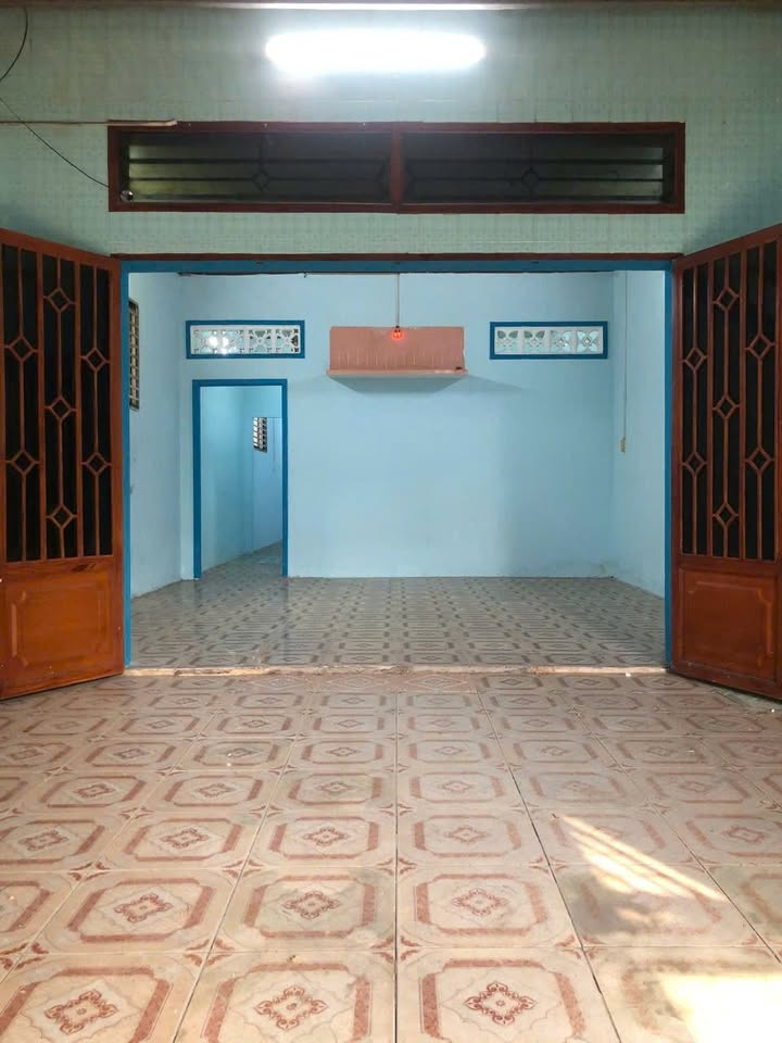 Nhà thuê Hóc Môn Tân Thới Nhì 125m² 4,5 triệu - Sẵn sàng ở ngay