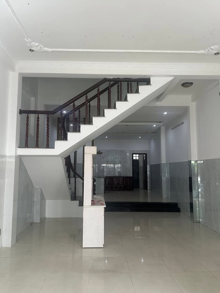 Nhà mặt tiền Thanh Khê 90m², 12 triệu - Mặt tiền kinh doanh