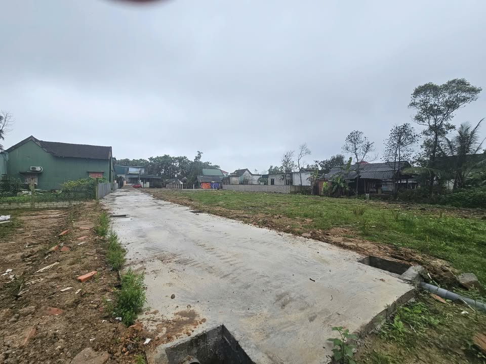 Đất nền Hàm Nghi 141m² giá 2x tỷ - Sổ đỏ chính chủ