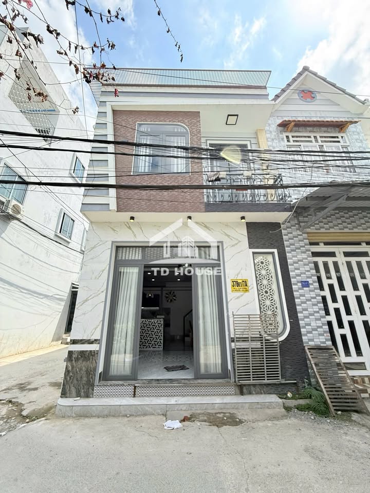 Nhà trệt lầu Nguyễn Văn Linh 80m2 8 triệu - Sẵn ở ngay