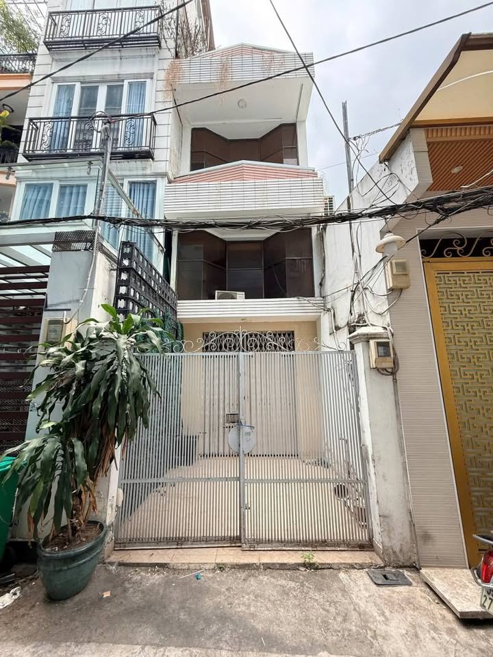 Nhà Nguyễn Trãi Q1 61m² giá 15 tỷ - Ô tô vào tận nhà