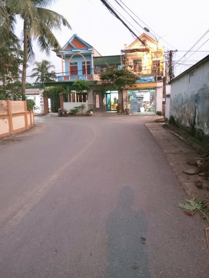 Đất nền Đông Sơn 100m² 2 tỷ - Sổ đỏ chính chủ