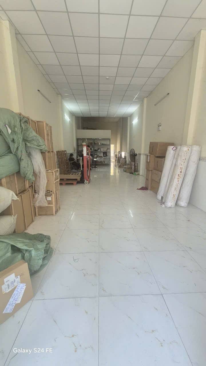 Nhà thuê Lê Văn Quới 125m2 12 triệu - Sẵn sàng ở ngay