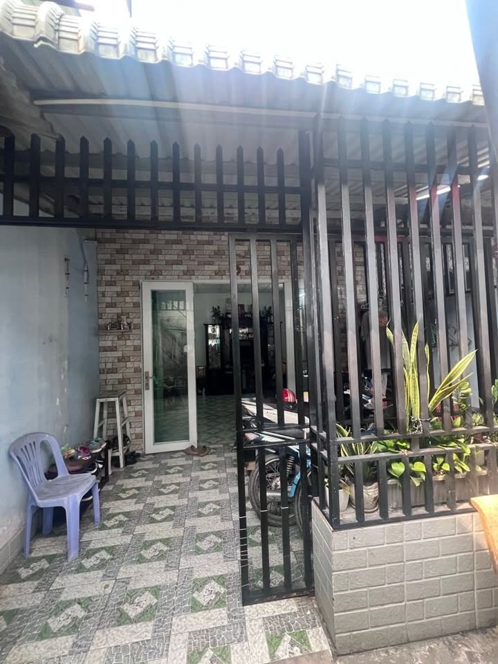 Nhà Kinh Dương Vương Q6 65m² giá 6.2 tỷ - Ô tô vào tận nhà