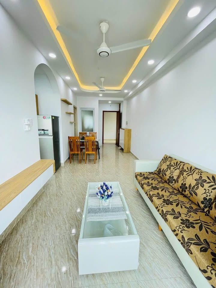 Căn hộ Hoàng Quân Nha Trang 55m² 8 triệu - View đẹp