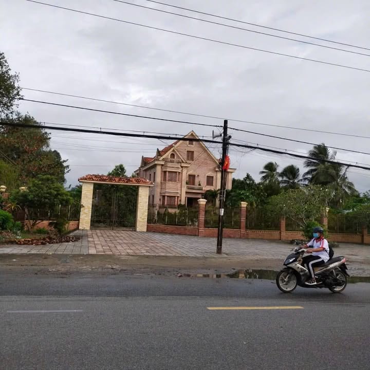 Nhà Phường VII Vị Thanh 93m² giá 650 triệu - Sẵn sàng an cư