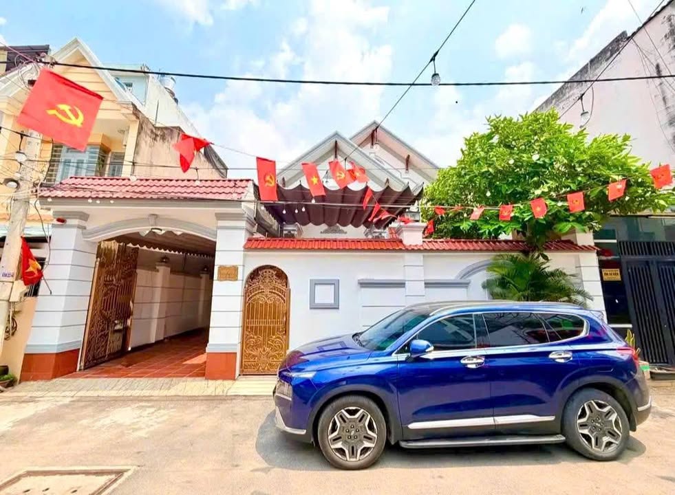 Townhouse Quận 12 244m² 16,5 tỷ - Mặt tiền kinh doanh