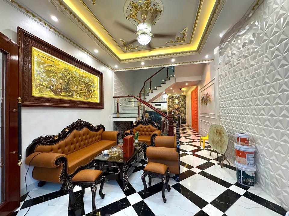 Nhà 3 tầng ngõ Đồng Cửa 64,9m² 5 tỷ - Ô tô vào nhà