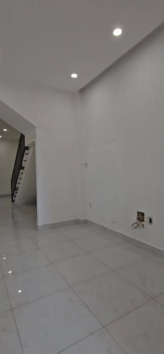 Nhà phố Tô Hiệu Q11 56m² giá 7,9 tỷ - Mặt tiền kinh doanh