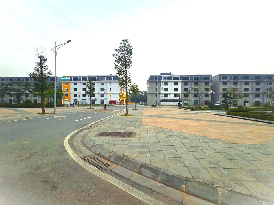 Đất nền Âu Cơ Park City 272m² giá 8 tỷ - Sổ đỏ chính chủ