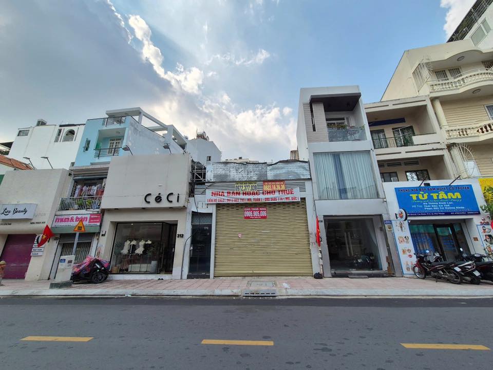 Nhà mặt tiền Phú Nhuận 148m² 65 tỷ - Ô tô vào tận nhà