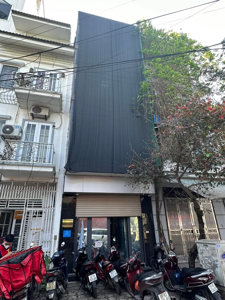 Nhà mặt phố Lê Hồng Phong 65m² - KD mặt tiền