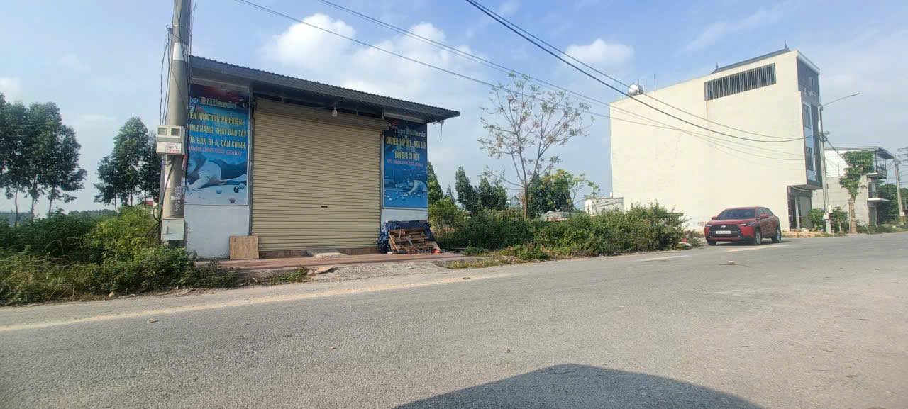 Nhà Tăng Tiến Việt Yên 105m2 thỏa thuận - Oto vào tận nhà