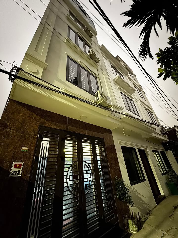 Nhà Trạm Trôi Hoài Đức 32m² giá 5 tỷ - Sẵn sàng ở ngay