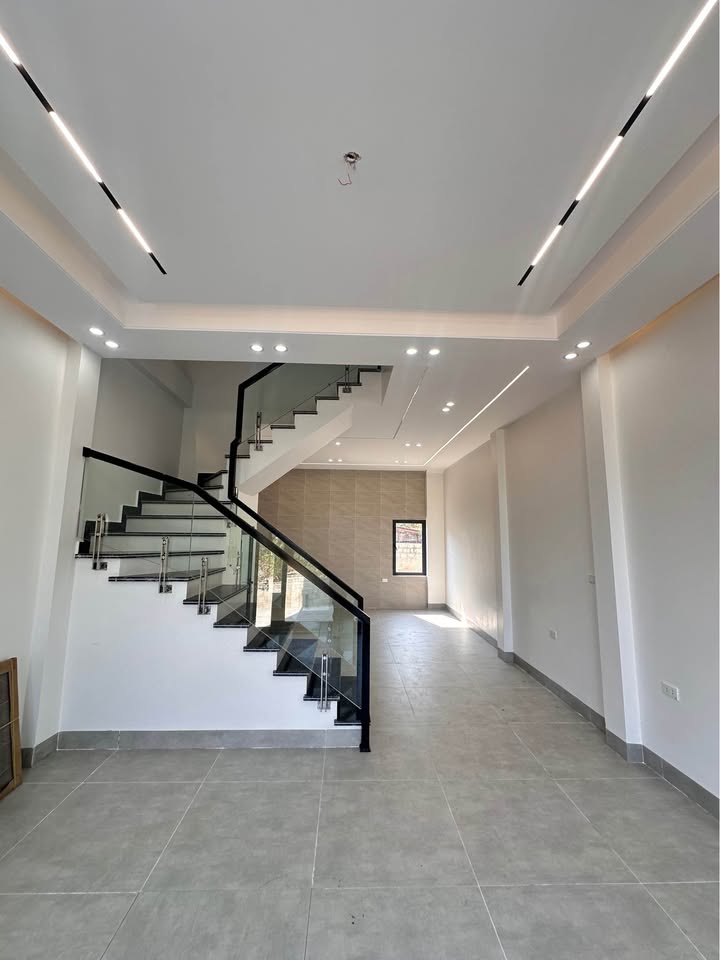 Nhà Hà Trung Hạ Long 63m2 hơn 2 tỷ - Ô tô vào tận nhà