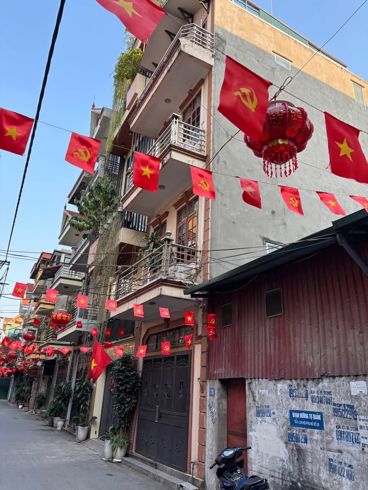 Đất phân lô Bồ Đề Long Biên 70m² 11.2 tỷ - Sổ đỏ chính chủ