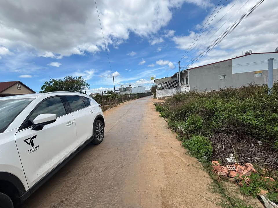 Đất nền Đà Lạt hẻm Lý Thái Tổ 165m² 2.3 tỷ - Sổ đỏ chính chủ