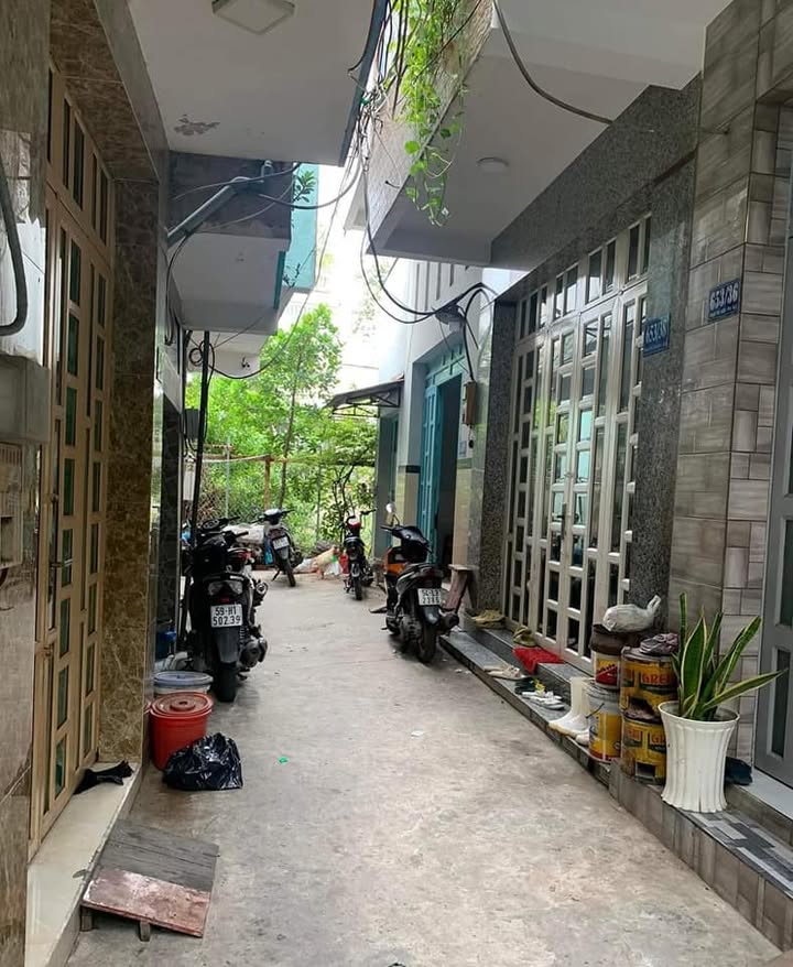 Nhà 2 tầng Phạm Thế Hiển Q8 23m² giá 1.8 tỷ - Sẵn sàng ở ngay