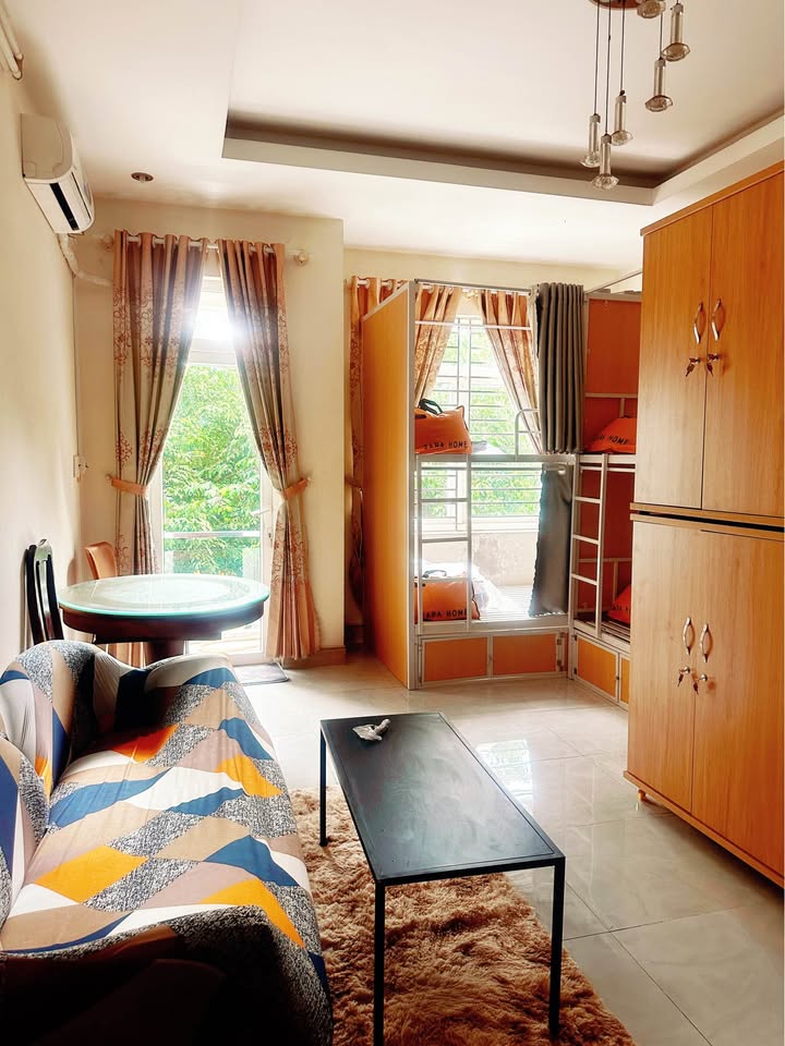 Phòng trọ Song Hành Hóc Môn 4-6 người 1,4 triệu - Full nội thất