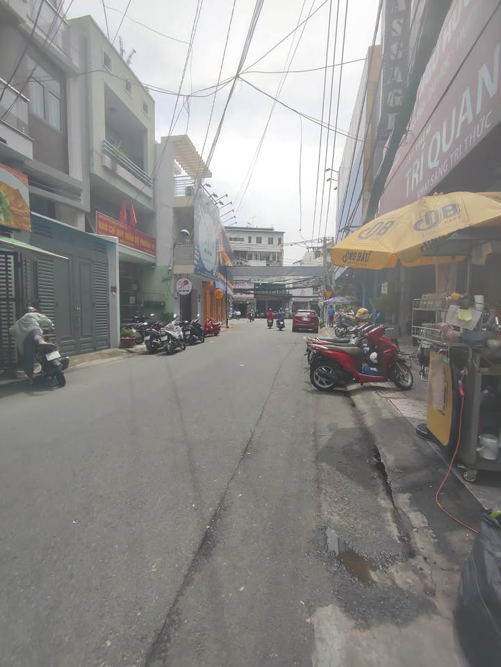 Nhà phố Cách Mạng Tháng Tám Q10 88m² giá 32 tỷ - Cho thuê ngay