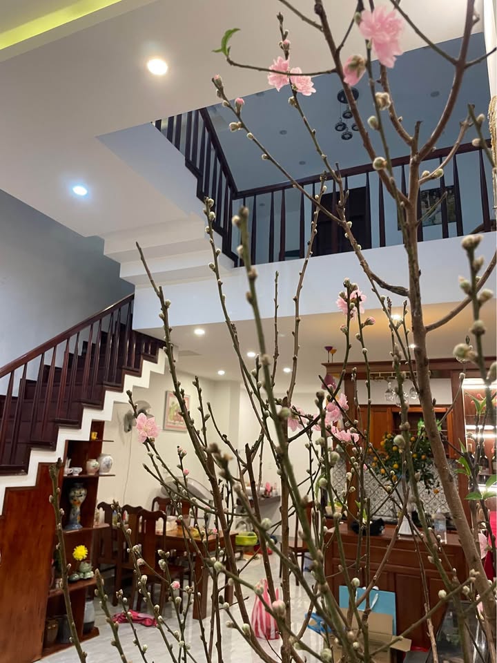 Nhà mặt tiền Liên Chiểu 100m² - Sẵn sàng ở ngay