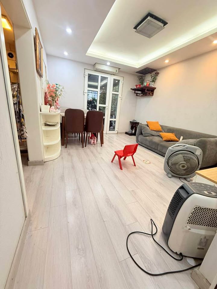 Căn hộ Phạm Ngọc Thạch 110m² giá 6.8 tỷ - View nội khu đón gió