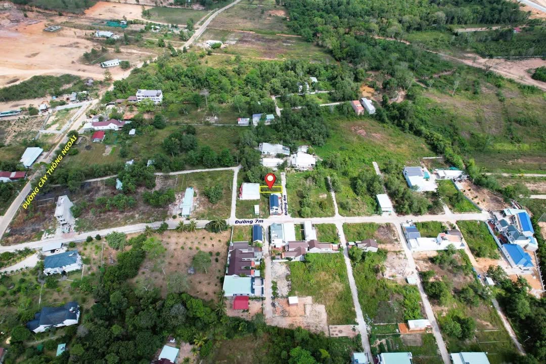 Đất nền Dương Đông Phú Quốc 100m² 950 triệu - Đường to ô tô