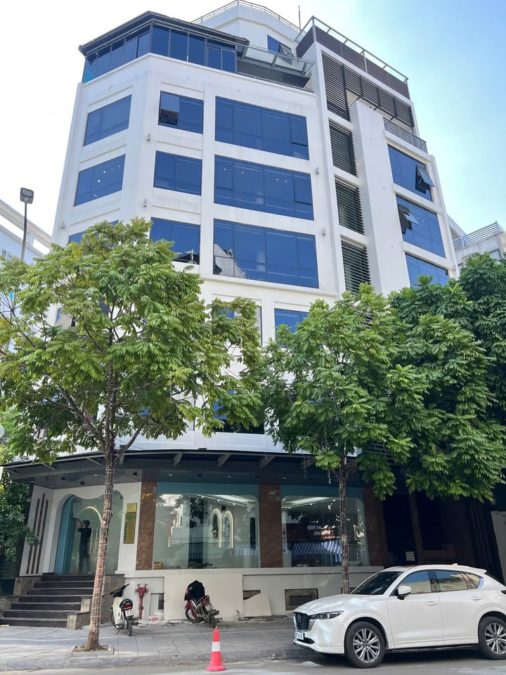 Shophouse Green Star Phạm Văn Đồng 250m² giá 100-199 triệu - Mặt tiền 18m kinh doanh tốt