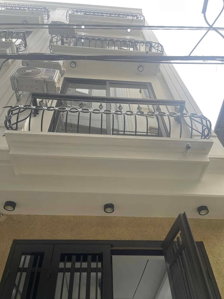 Nhà nguyên căn An Khánh 160m² giá 10 triệu - Ô tô vào tận nhà