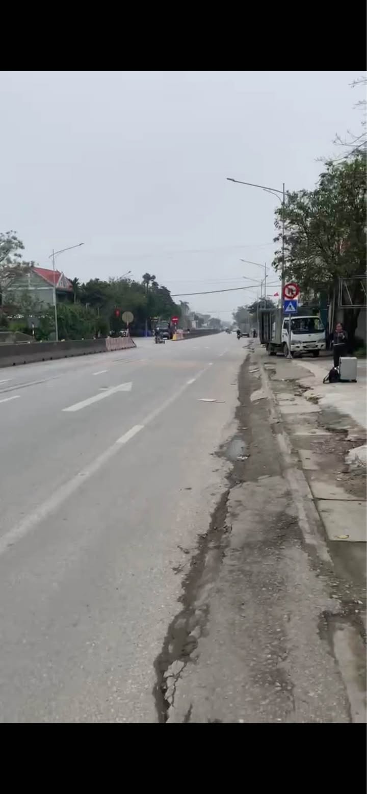 Đất nền Quốc lộ 1A Quỳnh Lưu 900m² - Đường to ô tô