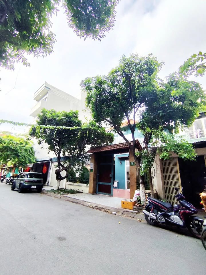 Townhouse Ngô Bệ Tân Bình 345m² 6 tỷ - Ô tô vào tận nhà