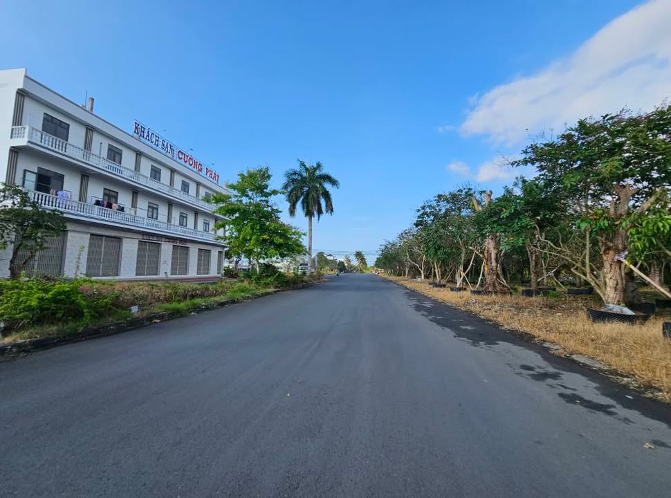 Đất nền Cà Mau Lý Văn Lâm 260m² 3,4 tỷ - Sổ hồng sẵn