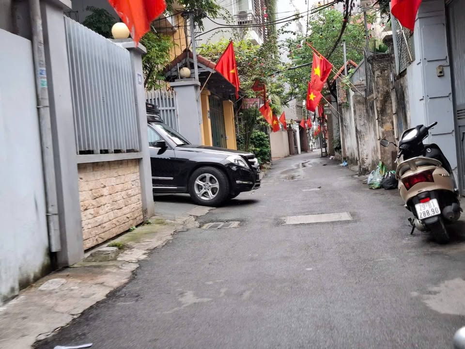 Đất Hồng Tiến Long Biên 120m² 29.5 tỷ - Sổ đỏ