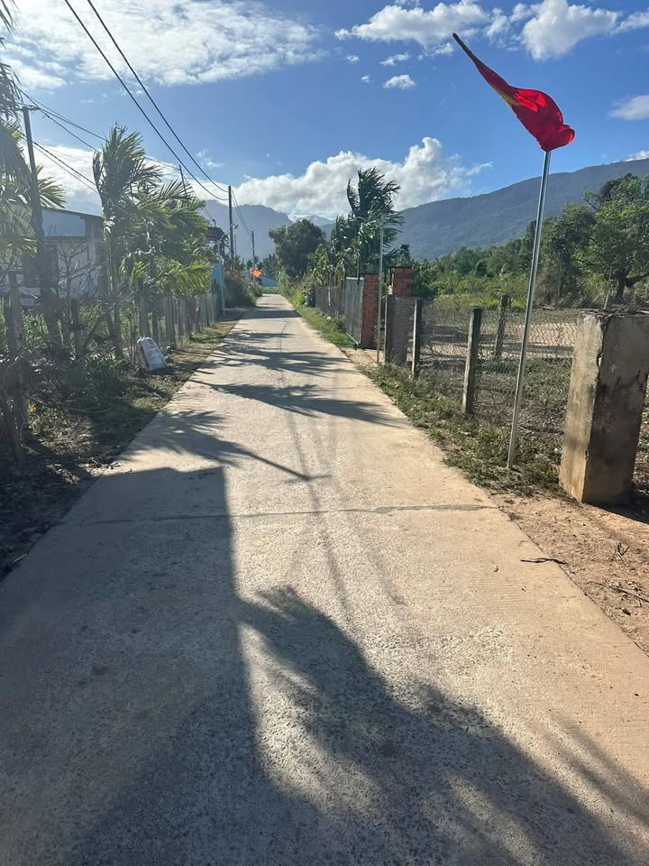 Đất thổ cư Thôn 7 Hòa Sơn 400m² 16 tỷ - Đầu tư dài hạn