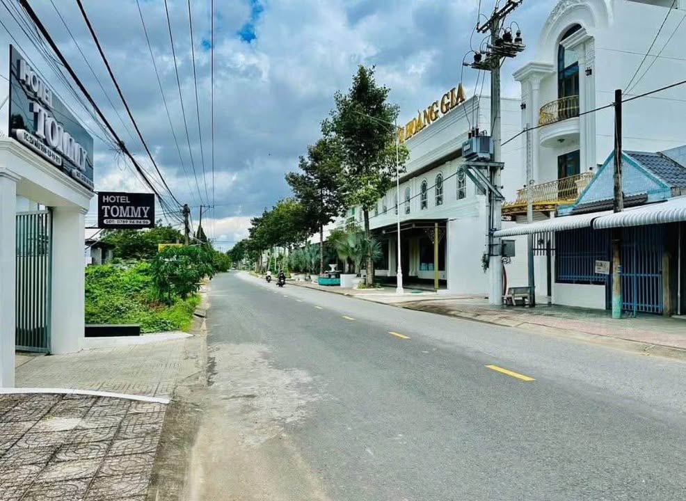 Đất nền Phường 9 Trà Vinh 660m² giá 6 tỷ - Sổ đỏ chính chủ