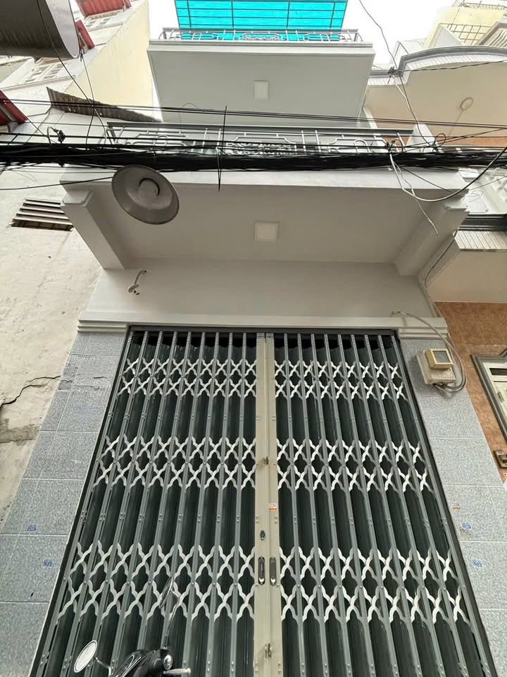 Nhà riêng Tân Bình 17.9m2 giá 3.9 tỷ - Sẵn sàng ở ngay