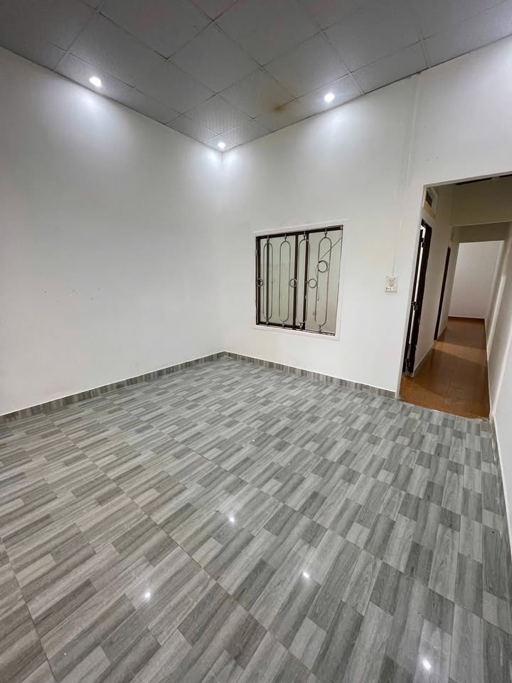 Nhà nguyên căn Nguyễn Hoàng 100m² 4,5 triệu - Sẵn sàng ở ngay