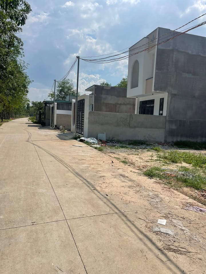 Đất nền Chánh Phú Hòa Bến Cát 400m2 2 tỷ - Sổ đỏ