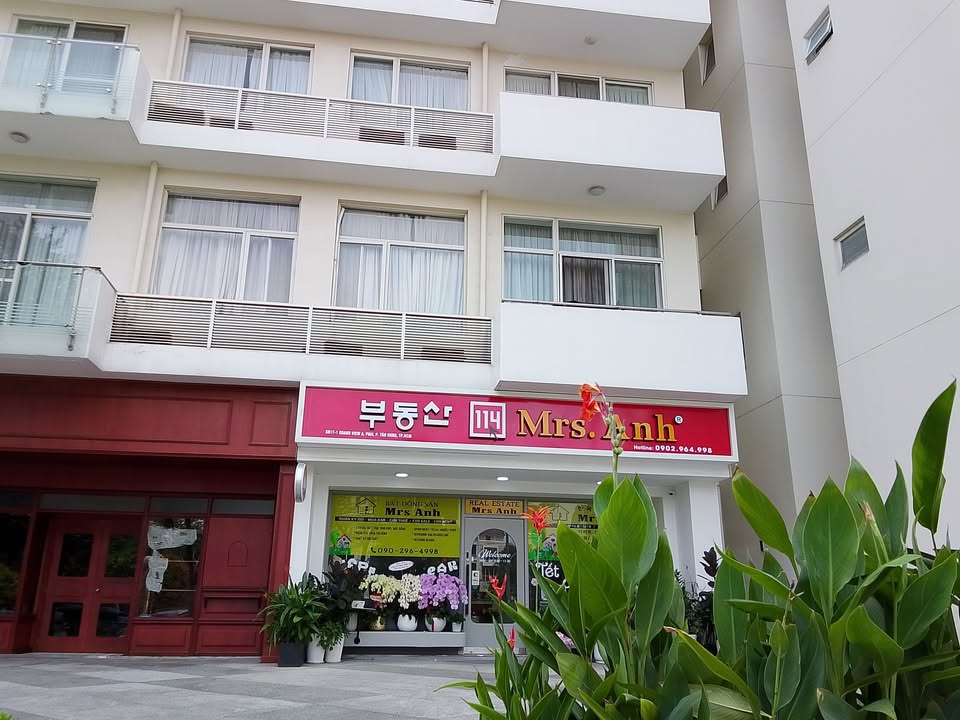 Căn hộ Bùi Viện Q1 130m² 58 triệu - Bàn giao ngay