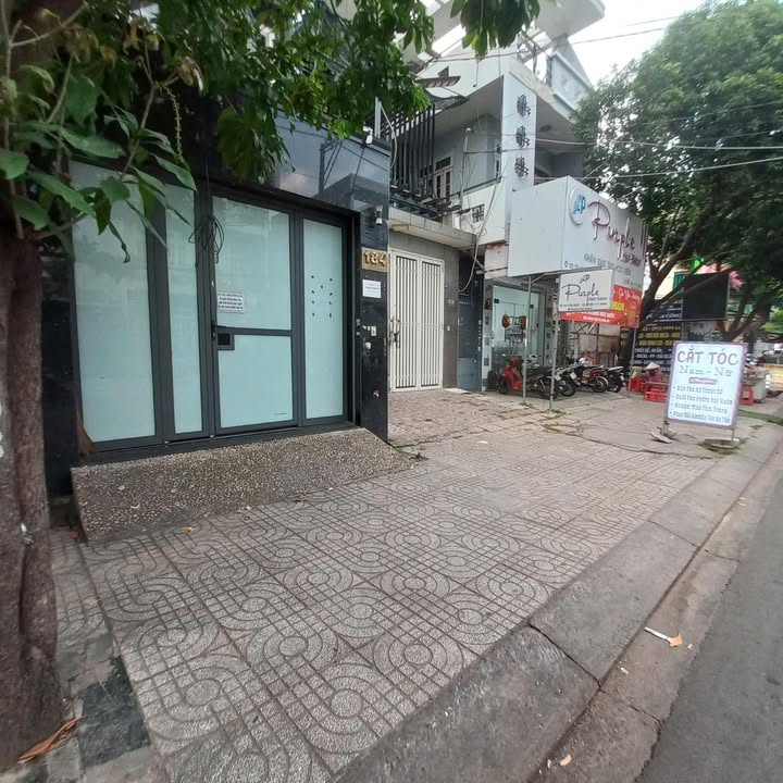 Nhà phố Tân Quý Tân Phú 3 triệu/tháng - Mặt tiền kinh doanh