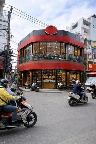 Nhà góc 2 MT Cách Mạng Tháng 8 P.15 Q.10 320m² - Chính chủ cho thuê