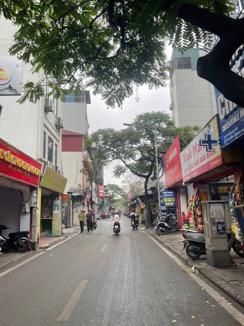 Nhà Dương Quảng Hàm Cầu Giấy 110m² 39.5 tỷ - Ô tô vào tận nhà