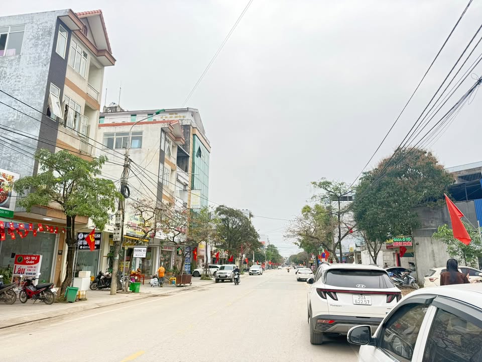 Yêu cầu thêm thông tin