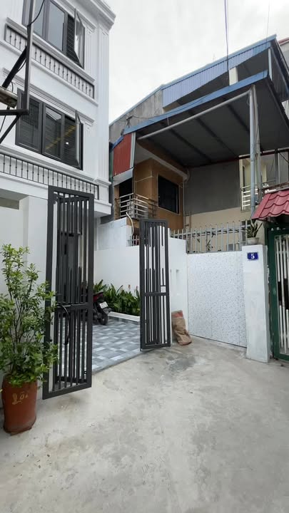 Nhà riêng Miếu Hai Xã 74m² 3,98 tỷ - Sẵn sàng ở ngay