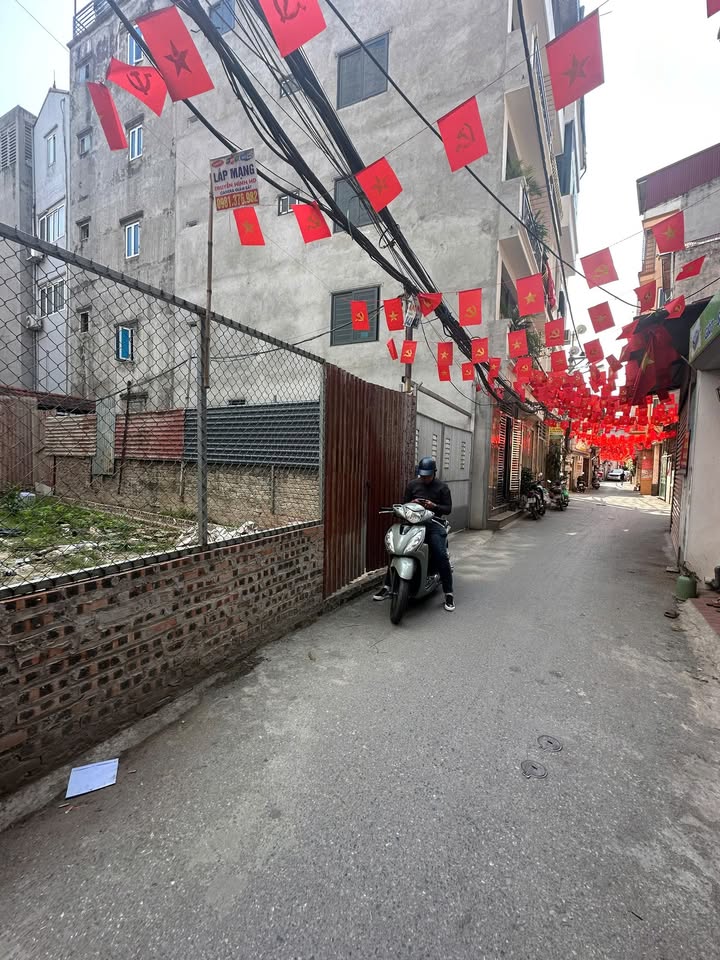 Đất nền Phạm Văn Đồng Xuân Đỉnh 80m² 14.5 tỷ - Đường ô tô