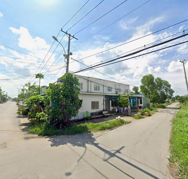 Townhouse Giong Cat Tan Phu Trung 258m2 5.7 ty Cho thue ngay