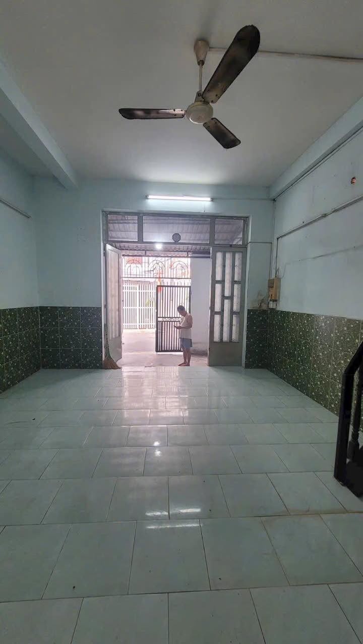 Nhà cho thuê Tân Sơn Nhì 48m² giá 9 triệu - Ô tô vào nhà