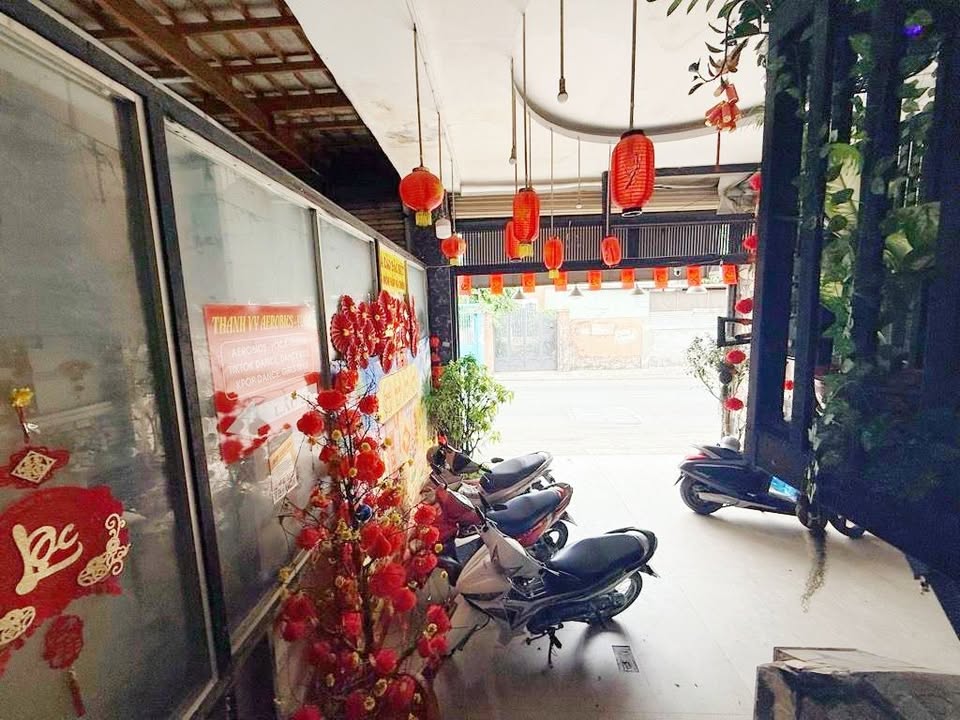 FrontHouse Linh Tay 135m2 16.2 ty - O to vao tan cua