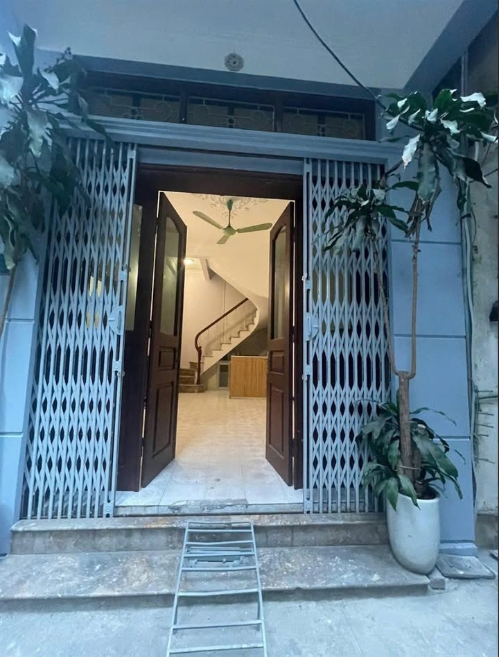 Nhà riêng Ba Đình 30m² giá 12 triệu - Sẵn sàng ở ngay